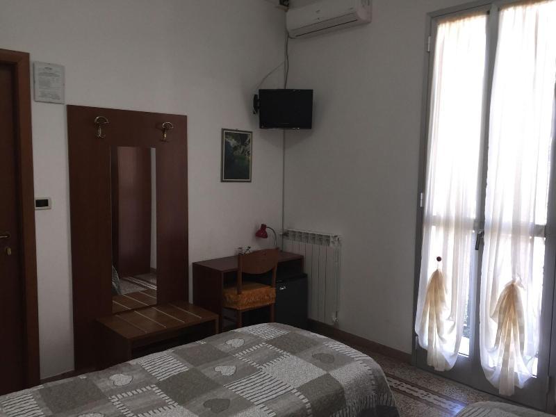 Hotel Lora Rda Luxury Bordighera Dış mekan fotoğraf
