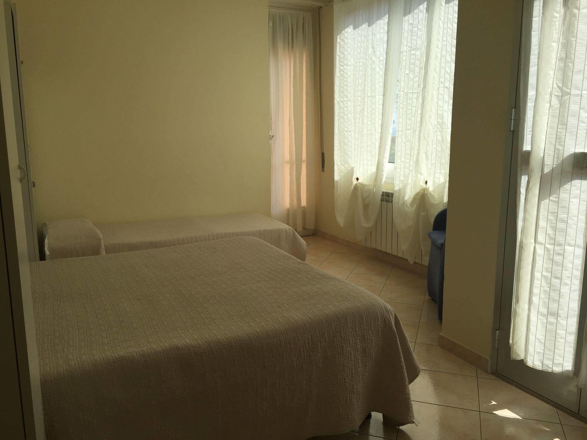 Hotel Lora Rda Luxury Bordighera Dış mekan fotoğraf