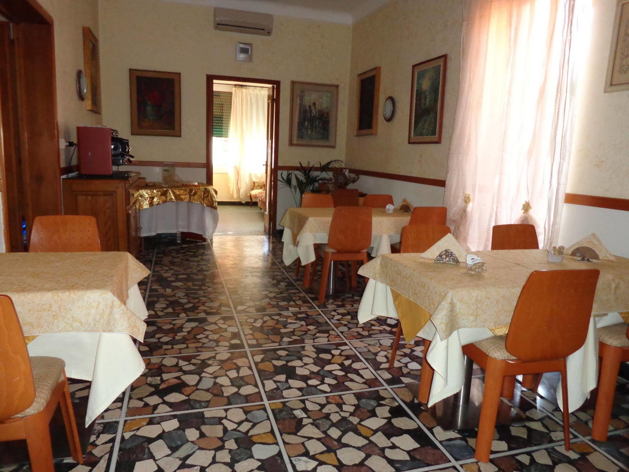 Hotel Lora Rda Luxury Bordighera Dış mekan fotoğraf